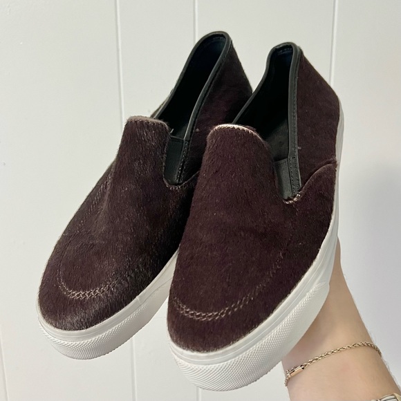 DREAMY SLIP ON SABOT / brown ponyhair